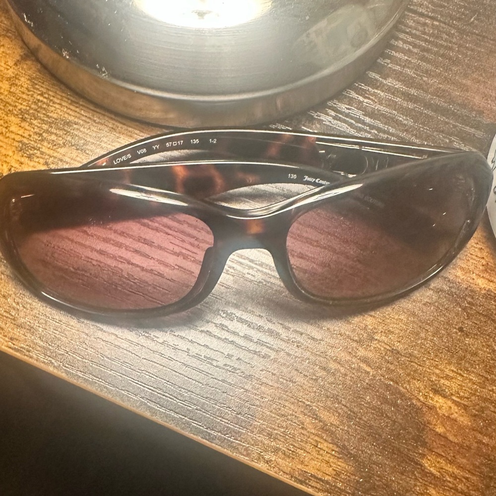 Juicy Couture Dark Sunglasses